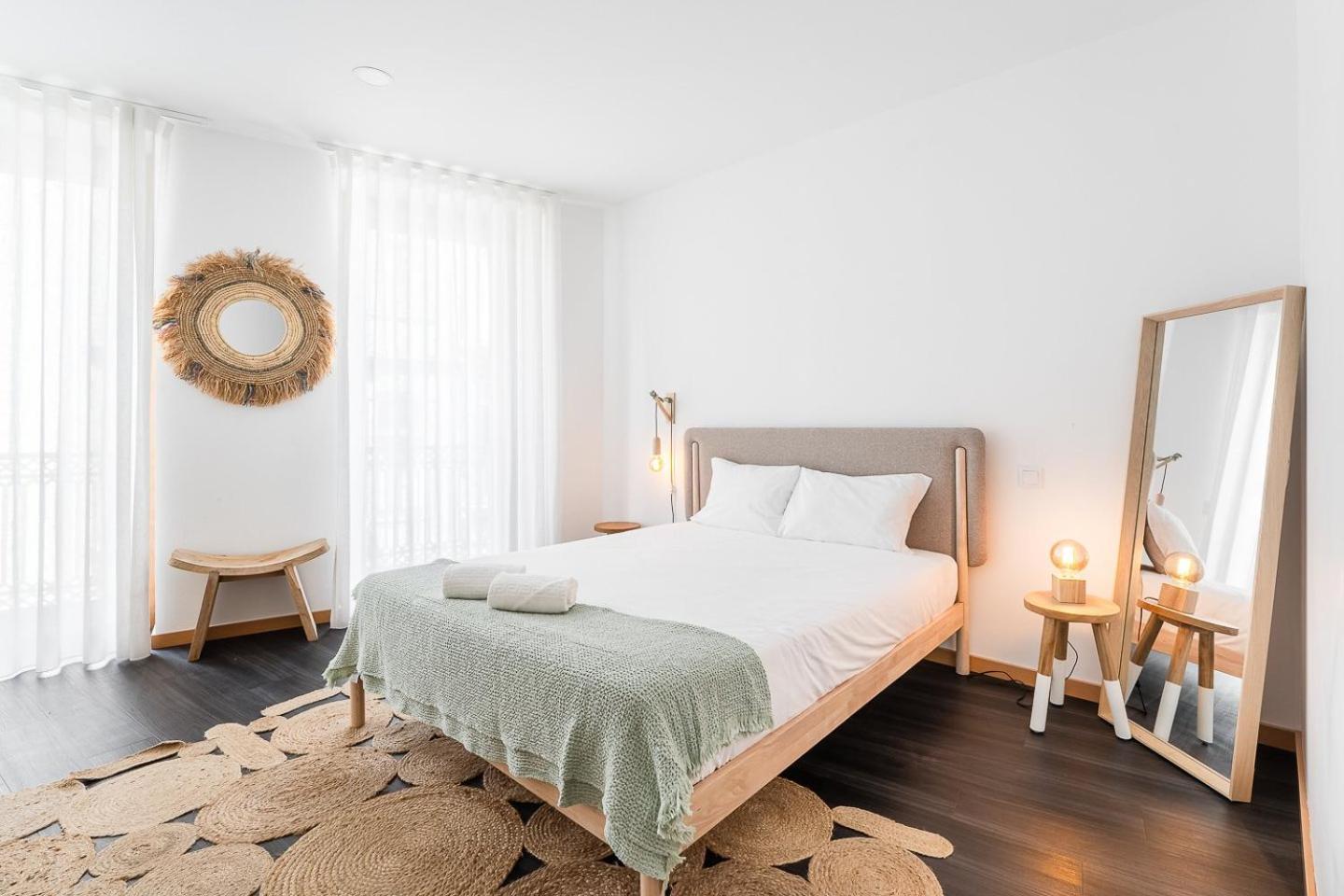 Отель Guestready - Bright Duplex In Downtown Порту Экстерьер фото